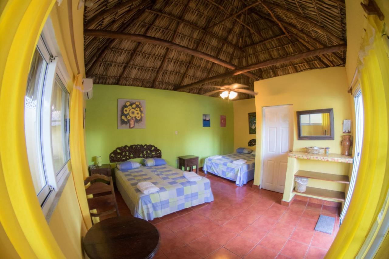 Hotel Cafe Del Sol Monterrico Exteriér fotografie