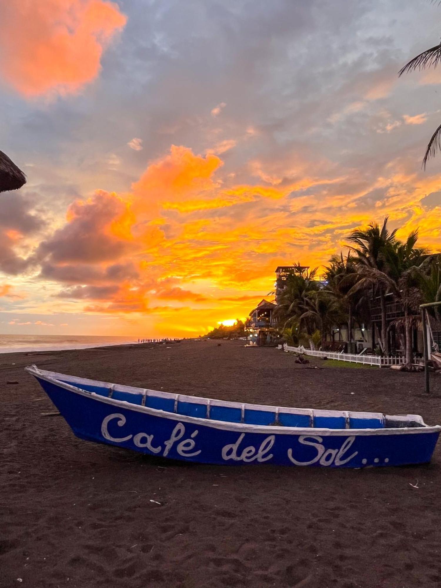 Hotel Cafe Del Sol Monterrico Exteriér fotografie